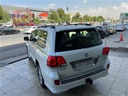 تويوتا لاندكروزر